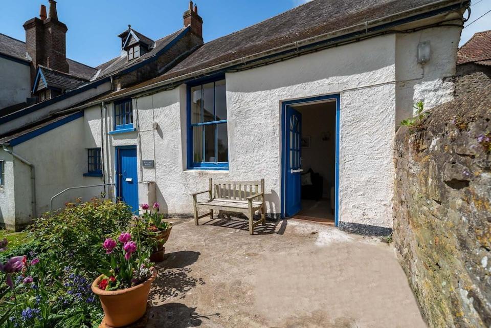 Diana's Braunton